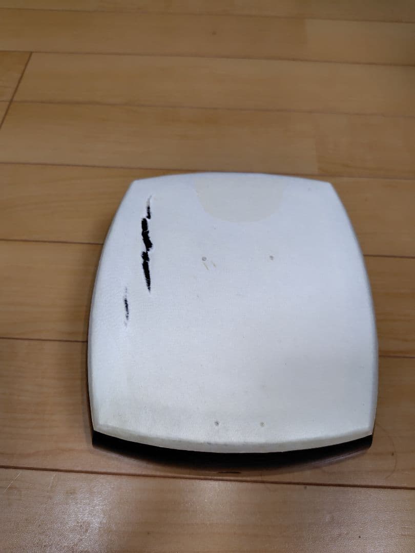 高級三味線太棹　 紅木東さわりk9刻印金細　二本溝子持綾杉胴　ケース付