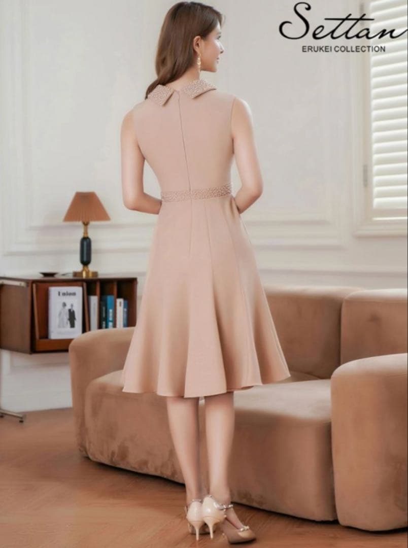 【最終値下げ】SETTANベージュ首元パールノースリーブミディアムドレス