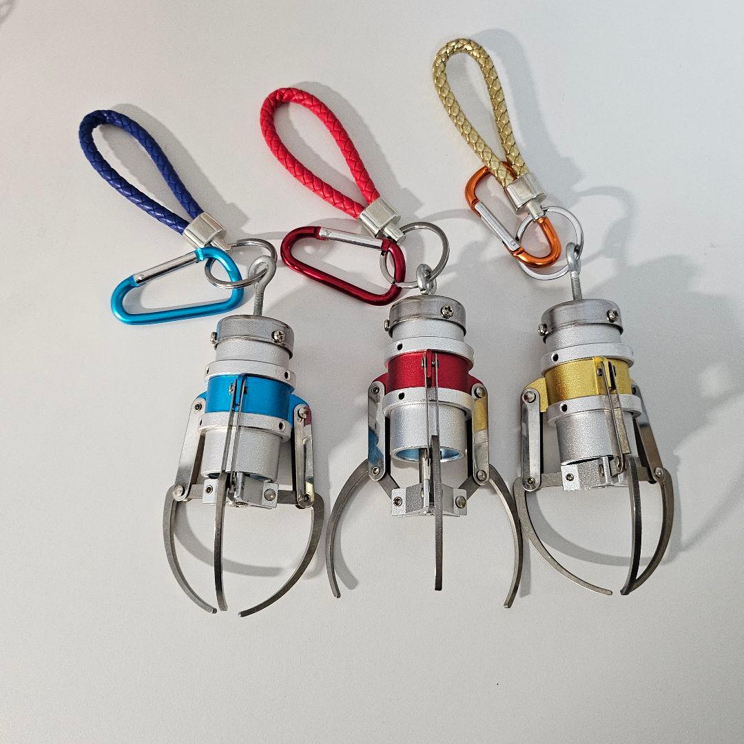 クレーンゲームアームキーホルダー（多色）　3種類　　10個セット