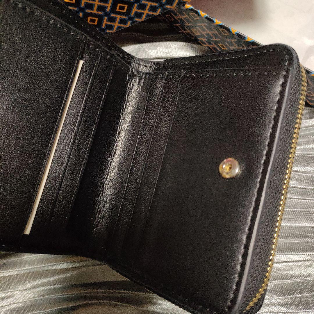 【ほぼ未使用】トリーバーチ Tory Burch ブラック 二つ折り財布