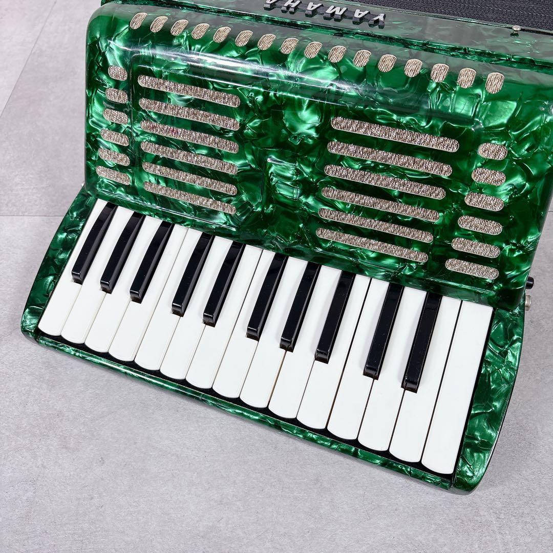 V583 YAMAHA ヤマハ YA-12 アコーディオン 25鍵盤 12ベース