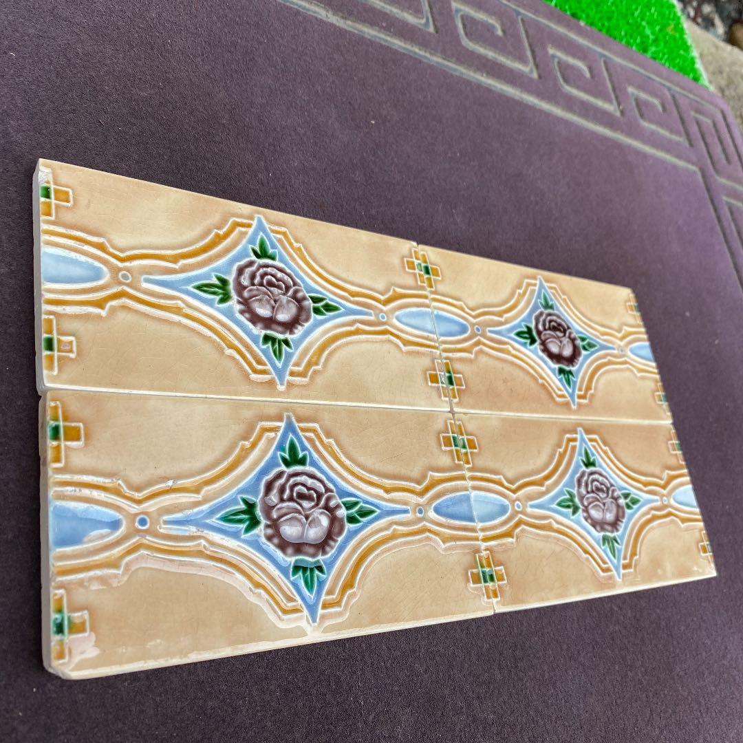 ハンドメイド日本製アンティークマジョリカタイル⑨Ａ４枚セット　プラナカンタイル