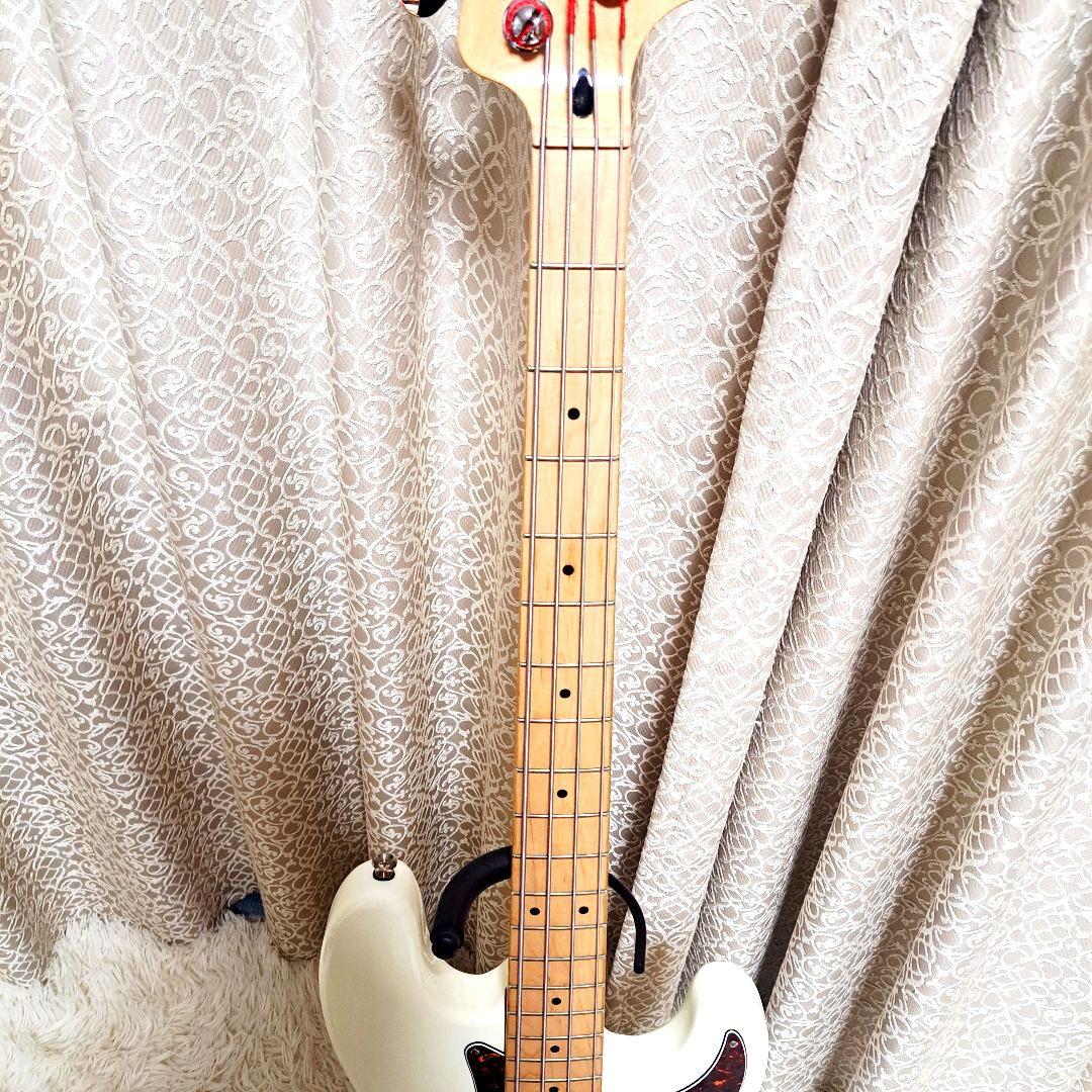 Squier Classic Vibe 60s’ Precision Bass