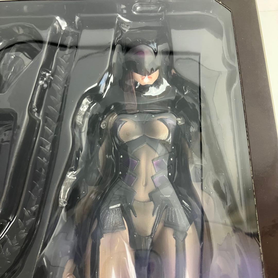 【新品】キャットウーマン PVC製 塗装済み可動フィギュア 迅速配送