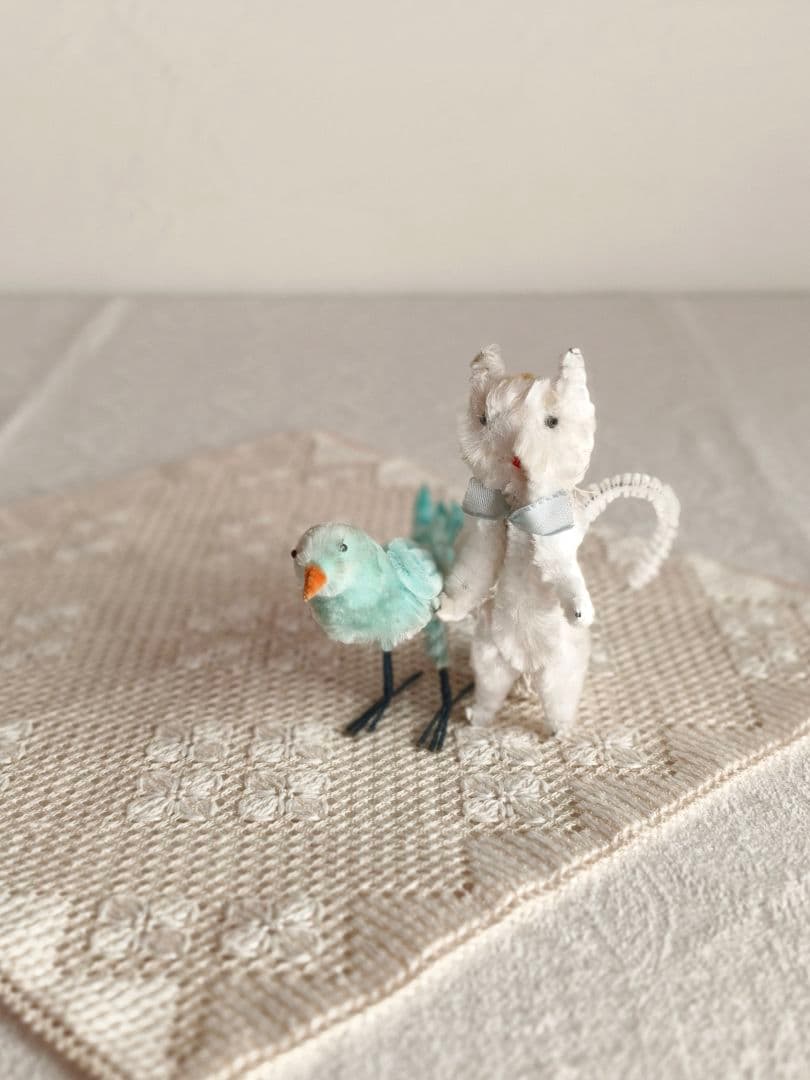 * vintage bird ❀ * アイスブルーの モール バード