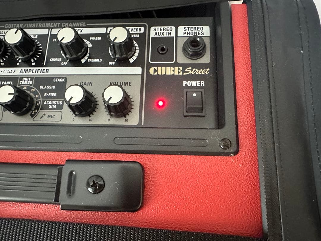 Roland CUBE STREET赤 ポータブルギターアンプ