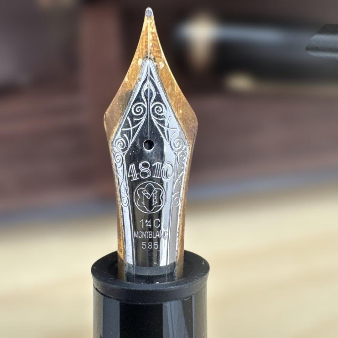 Montblanc 万年筆 黒色　モンブラン　14C 585