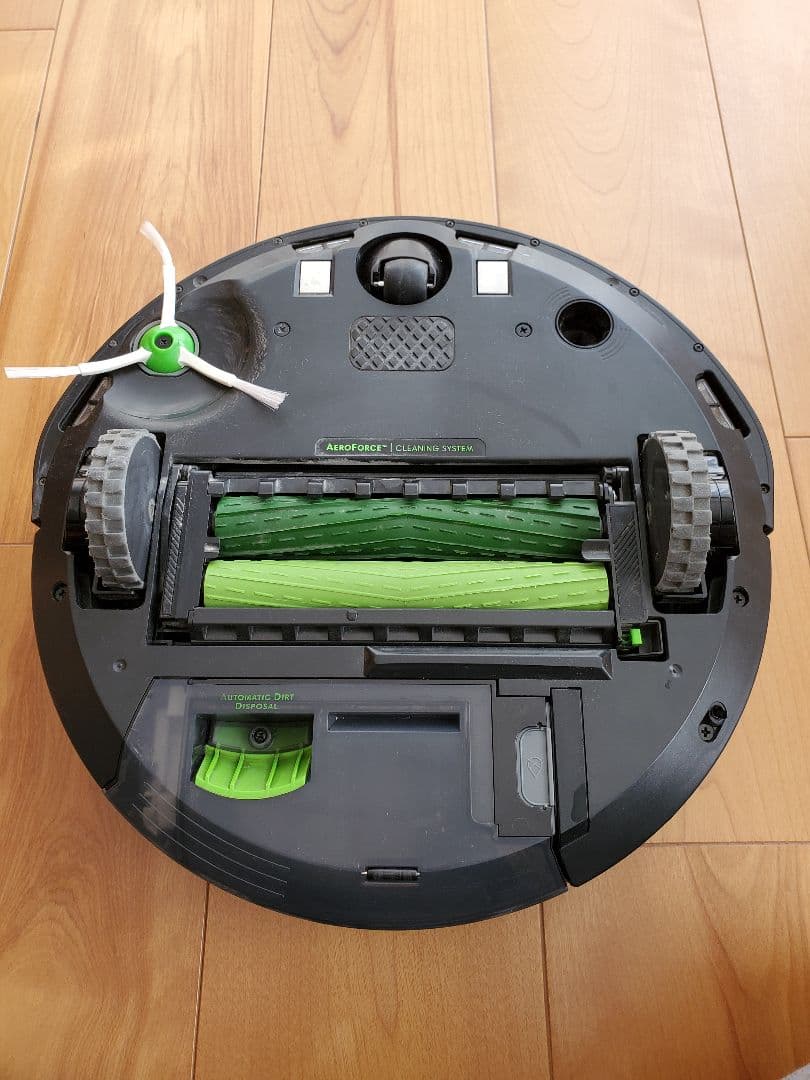 ルンバ i3+ ロボット掃除機本体＋クリーンベース（消耗品付き）