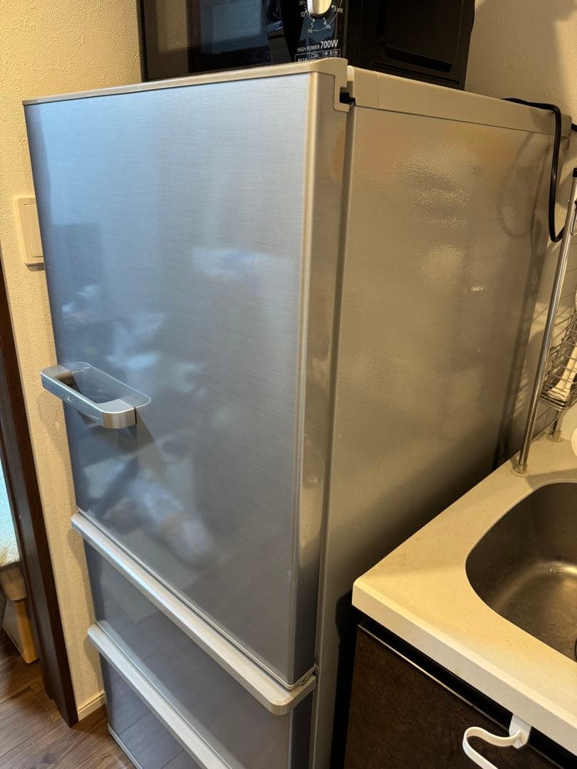 冷蔵庫　AQR-27G2