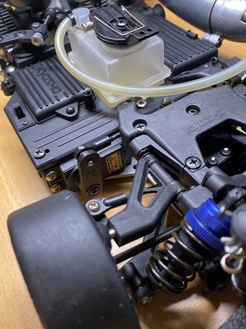 京商GT2ボディ付き カスタムホイール TE37風