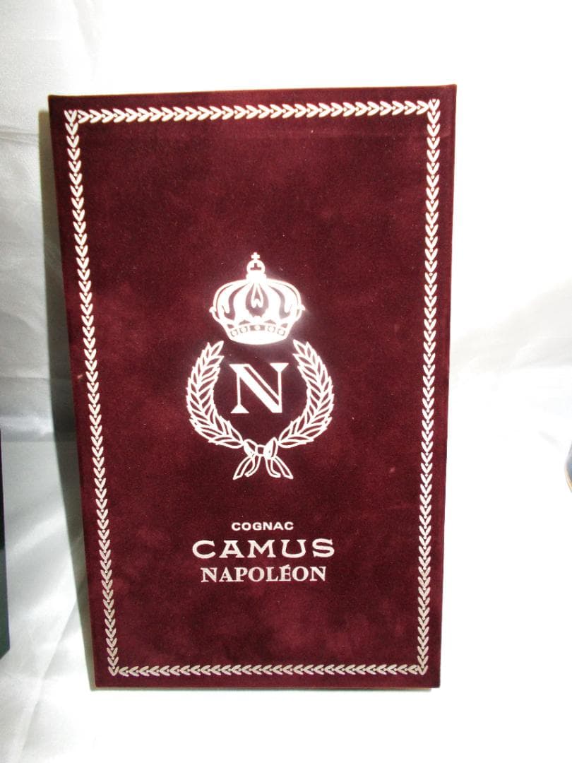 カミュ　ブック　絵画シリーズ　700ｍｌ　６本セット　未開栓