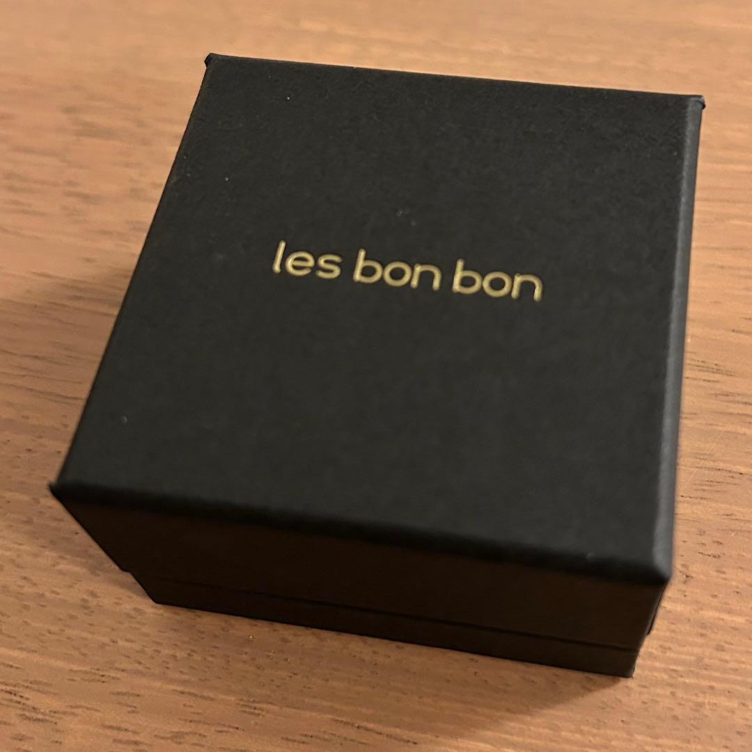 les bon bon victoria pierceピアスyellowgold