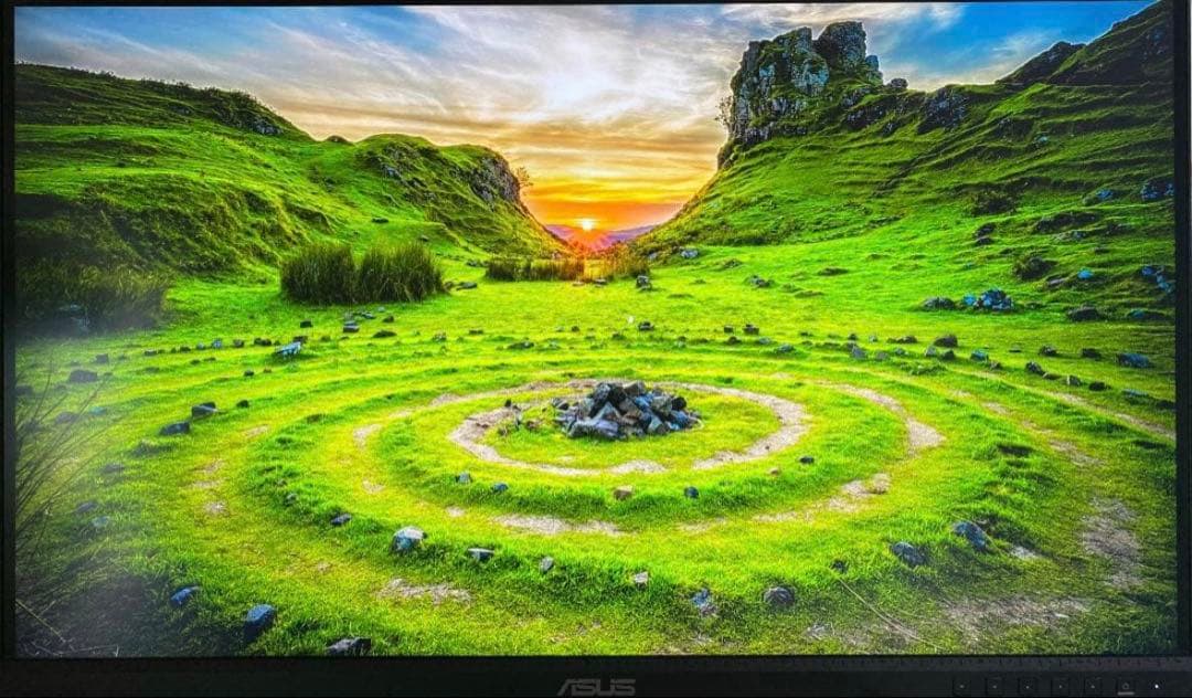 ASUS 27型ワイドIPSパネル搭載液晶4KモニターPA279CV-R