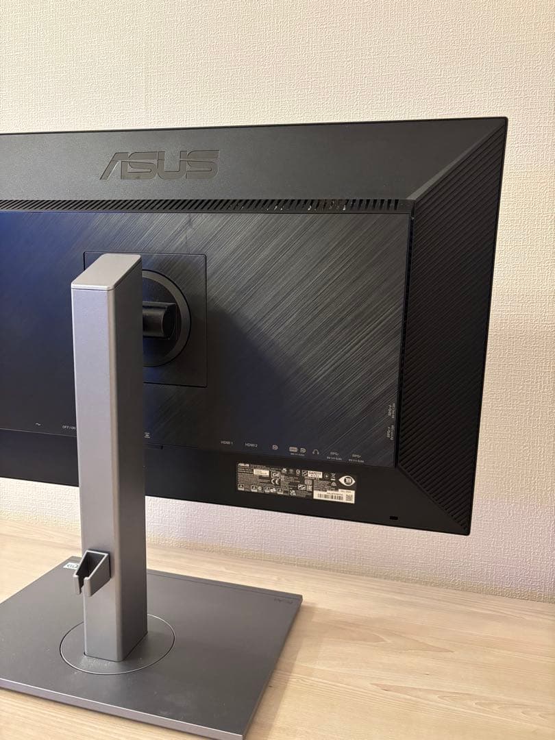 ASUS 27型ワイドIPSパネル搭載液晶4KモニターPA279CV-R