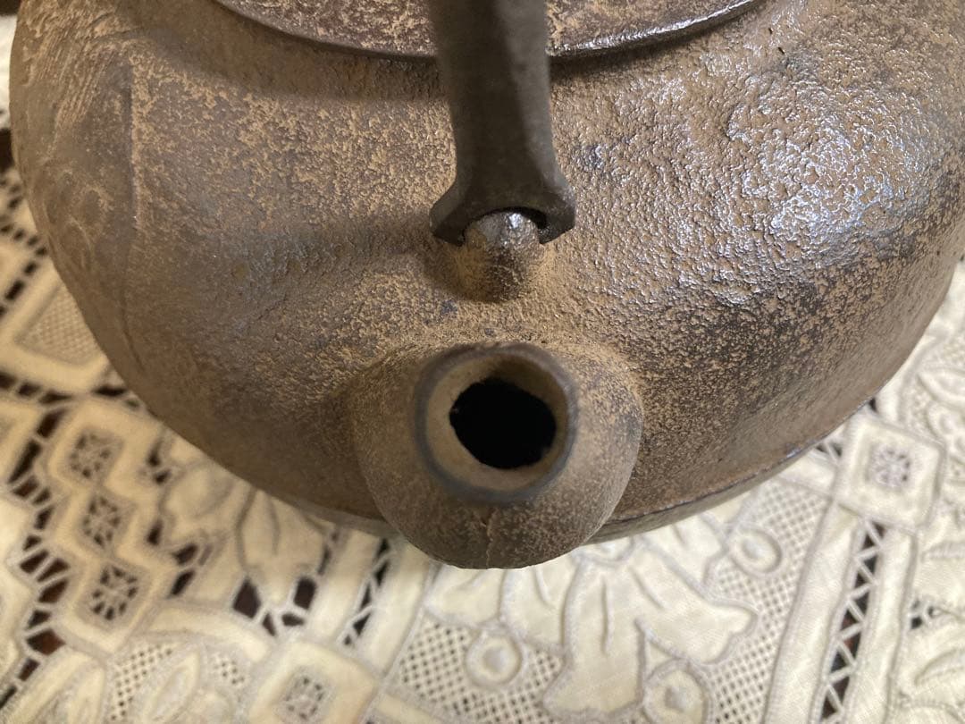 南部鉄器工房OITETSU （宝鉄堂）伝統工芸士　及川鉄作　平壺形鹿踊鉄瓶