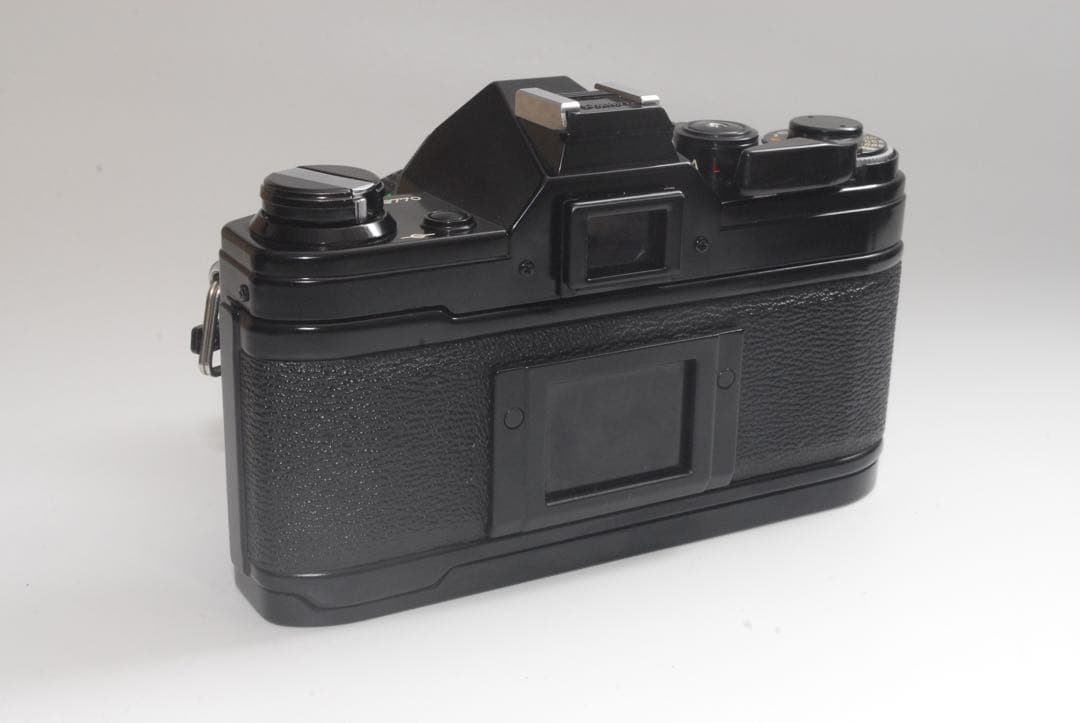 [美品]　Canon AE-1 ブラック fd 50mm f1.8