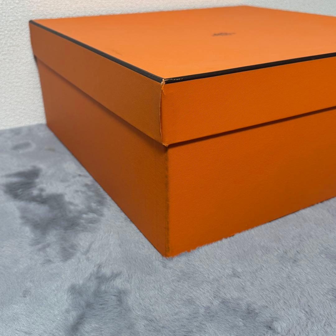 HERMES エルメス　バーキン30 空箱　保護用包み紙付き　深い