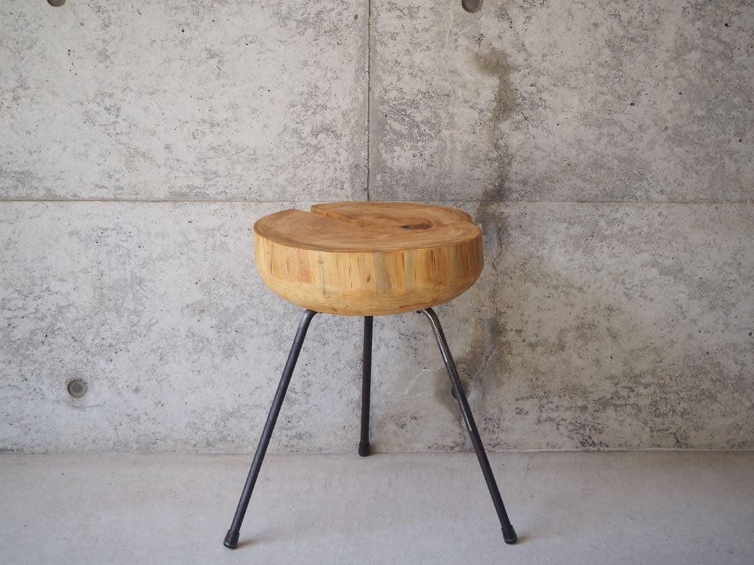 Log Primitive Tripod Stool檜・丸太・サイドテーブル