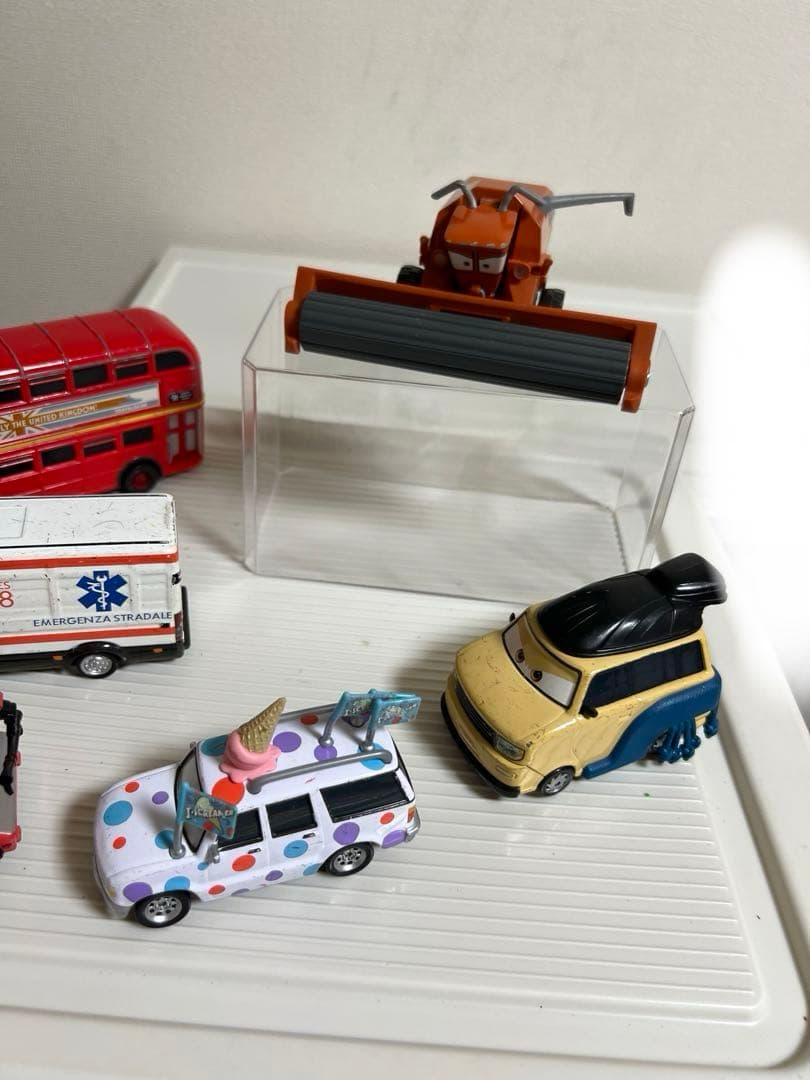 カーズ、ミニカー、マテル（フランク、ポルトコルサ、アイス、すもう）