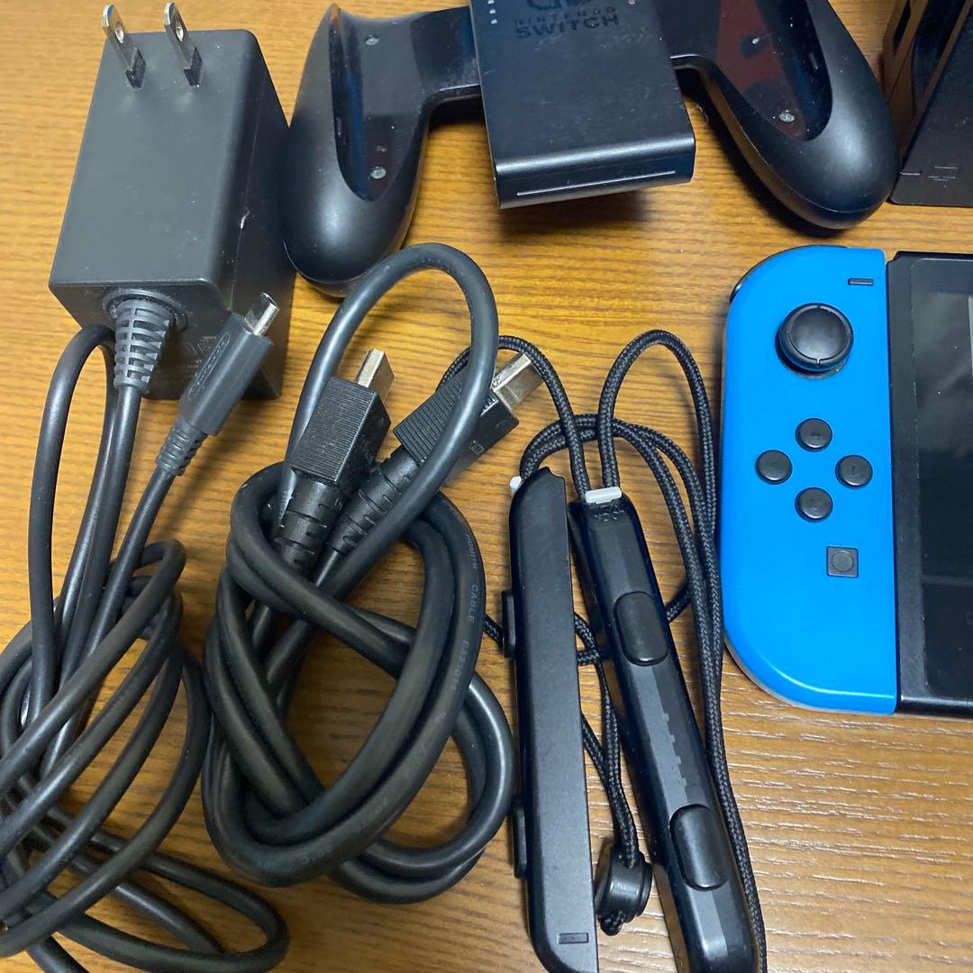 Nintendo Switch 本体 青/赤 Joy-Con 付属品