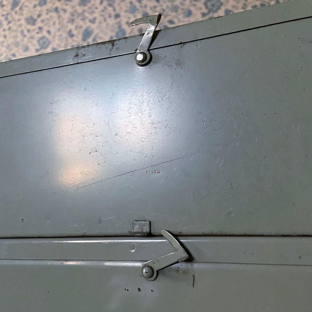 ビンテージ　店舗什器　HOYA硝子　スチールケース　インダストリアル