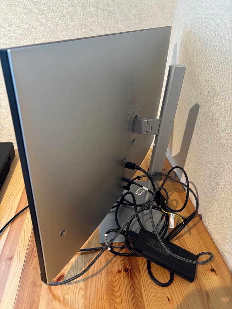 HP ディスプレイ 本体　U32 4K HDR Monitor