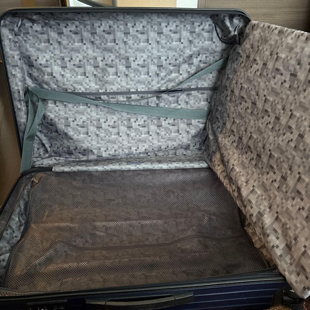 リモワ　サルサ　ネイビー キャリーケース