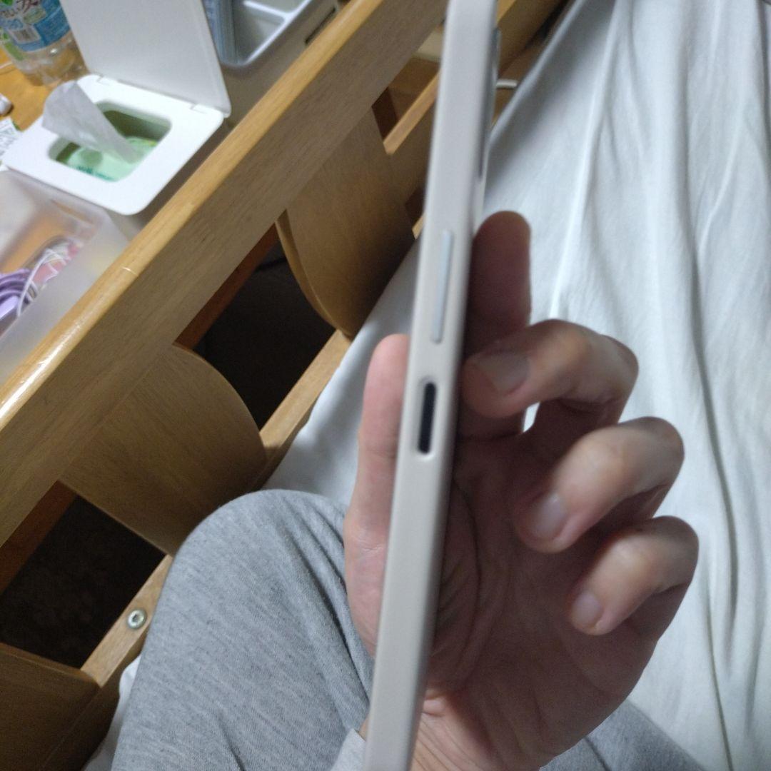 【docomo】AQUOSwish4（SH-52E）本体のみ（未使用品）