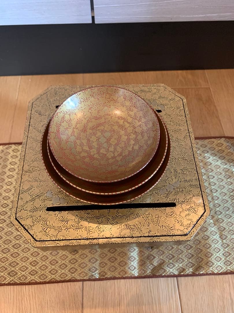 【祝儀用 御盃一組】三ツ盃 盃台(箱付き)