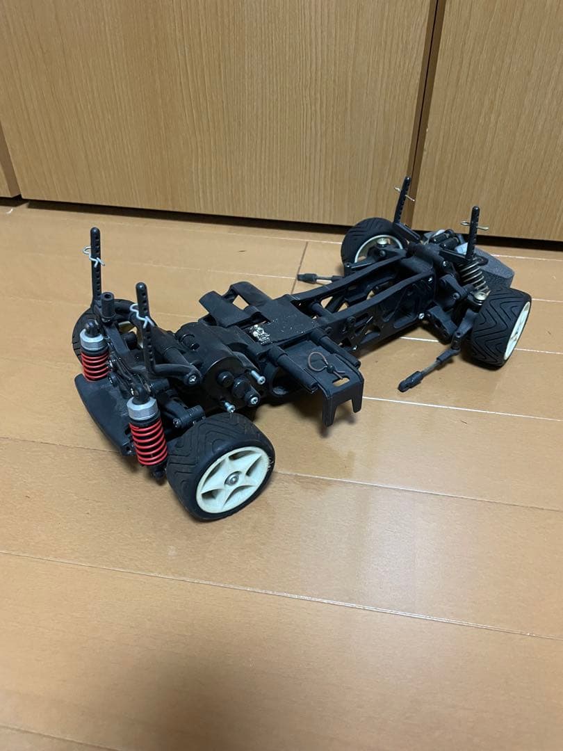 タミヤ　M04 シャーシのみ