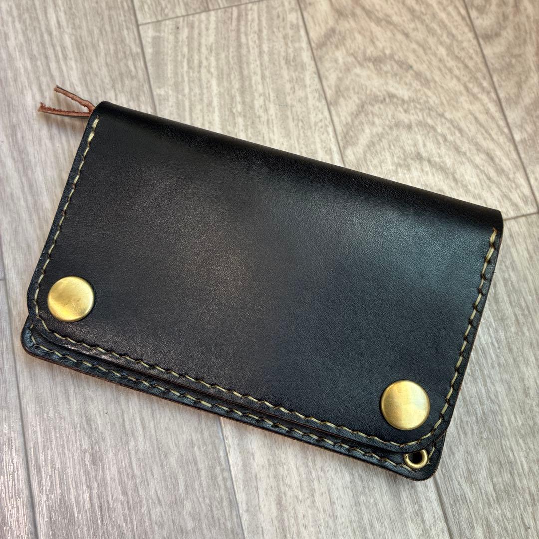 【茶芯ブラック】トラッカーウォレット　ミドル　真鍮　お札を折らずに収納　タイプA