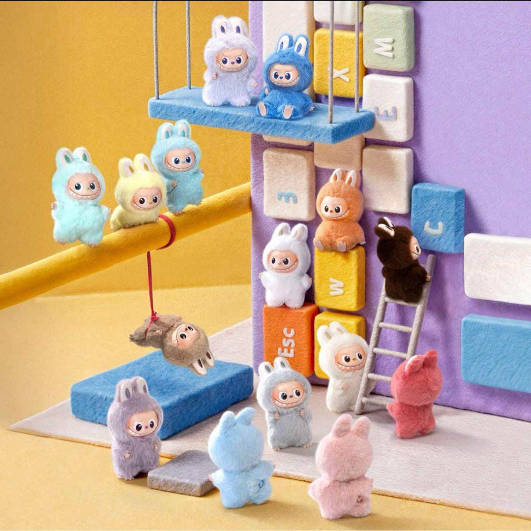 THE MONSTER PIN FOR LOVEシリーズぬいぐるみ（A-M）