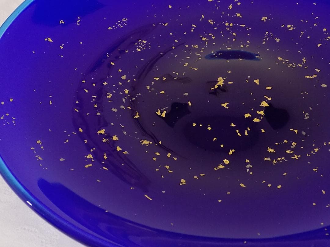 琉球ガラス 末吉清一 金箔　中皿　盛皿　直径２６　新品未使用