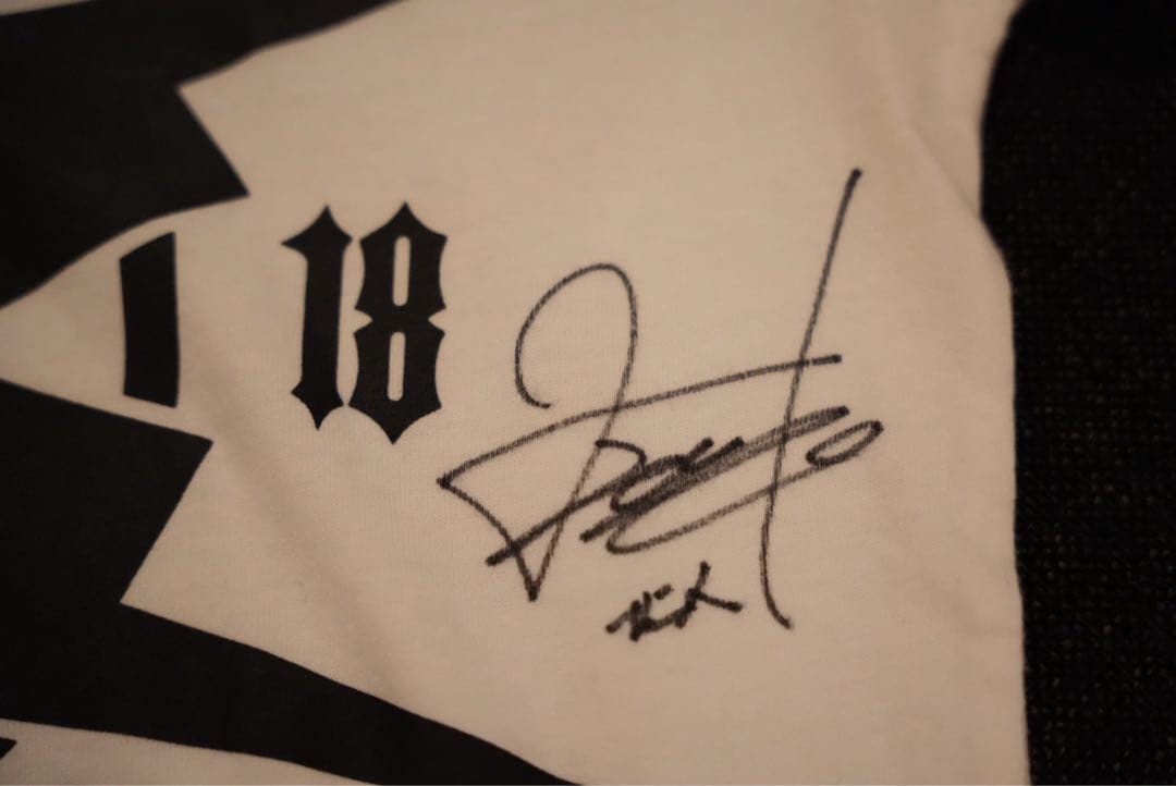 【美品】RAMPAGE ランぺ　サイン入りTシャツ