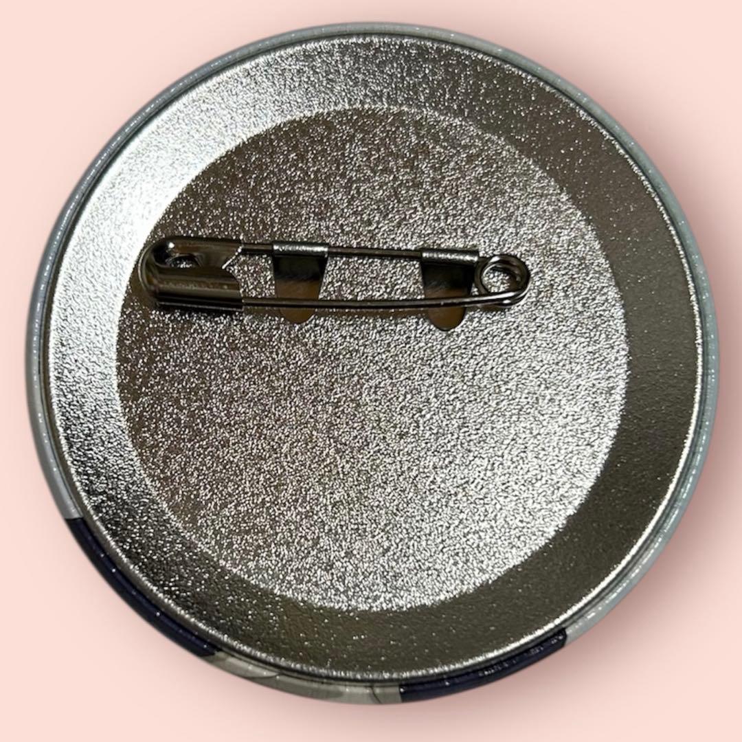 レア　スパイファミリー　ロイド　缶バッジ　ジャンプフェスタ2022 裏面傷有り