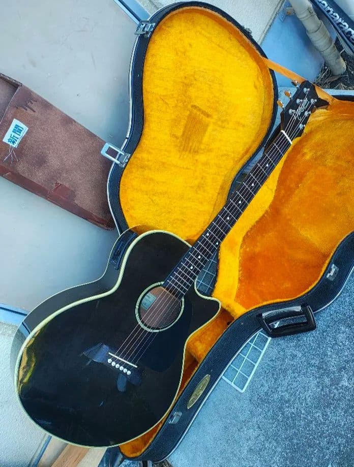 美品 Takamine T−E 14 STB プリアンプ付きエレアコ H/C付