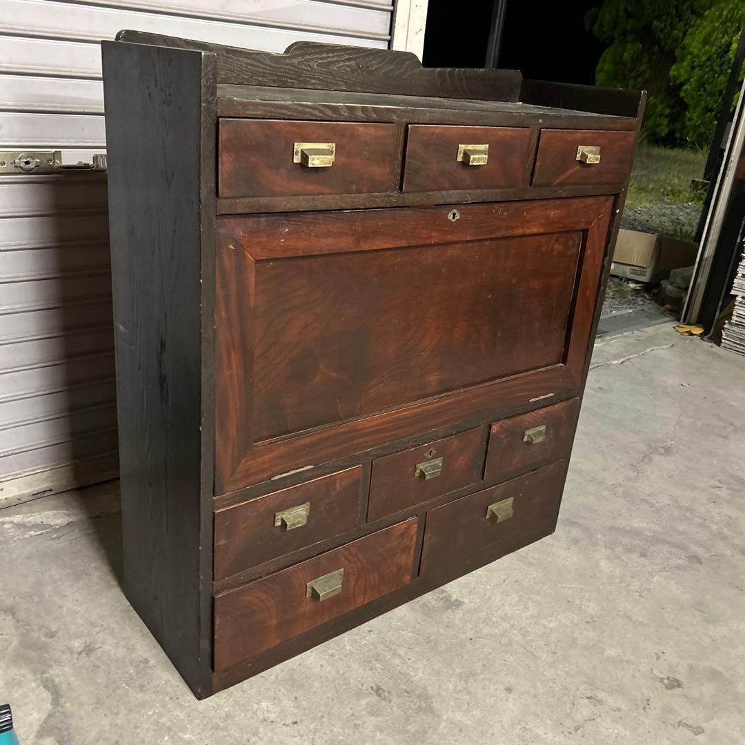 古く味のある木製の引き出し5杯　チェスト　昭和レトロ　古家具　古民家　時代家具