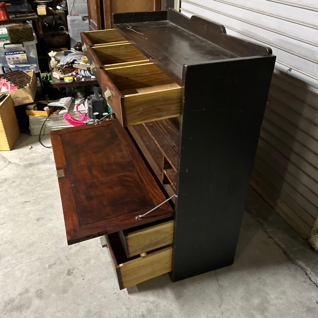 古く味のある木製の引き出し5杯　チェスト　昭和レトロ　古家具　古民家　時代家具