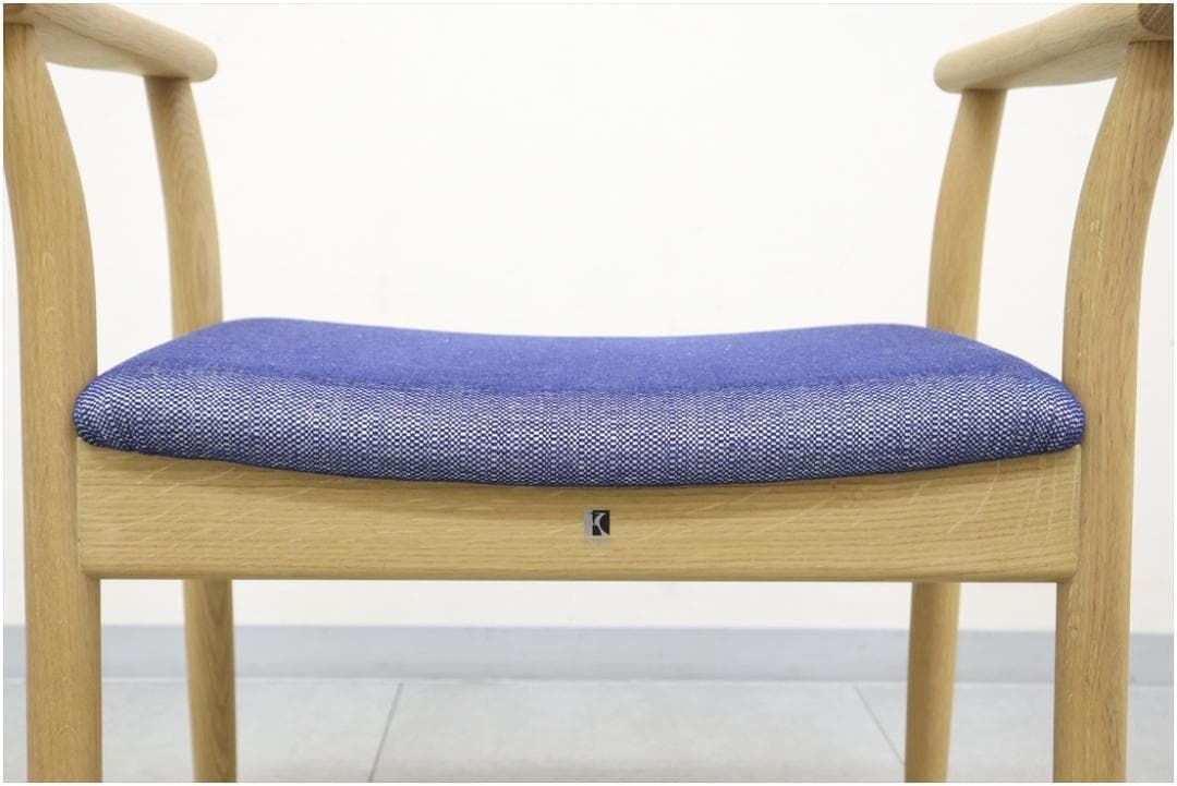 飛騨産業 キツツキ ポーチェア スツール アームチェア オーク 無垢材 軽量