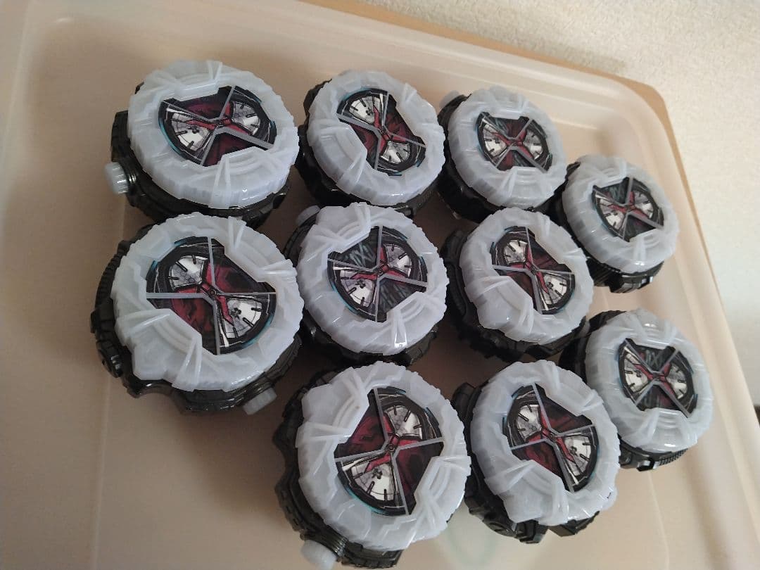 10個　DXジオウライドウォッチ　仮面ライダージオウ　変身ベルトに