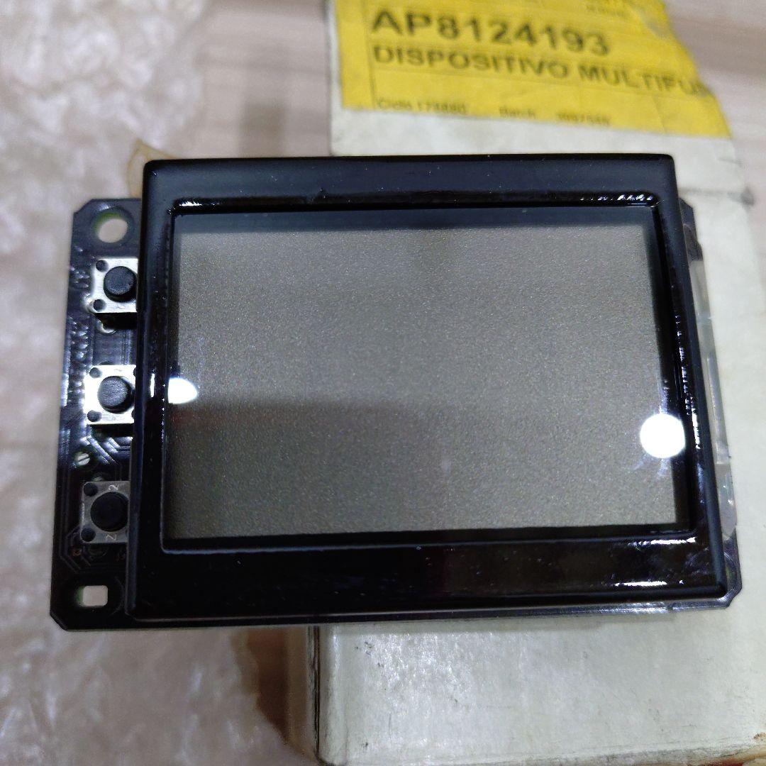 K*K様 アプリリアＲＳ２５０　純正新品　メーター液晶　AP8124193