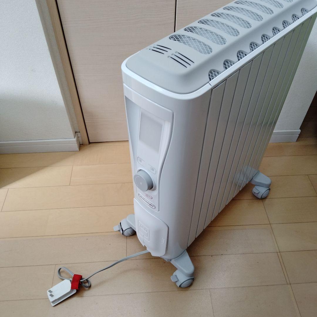 中古　デロンギ　DeLonghi オイルヒーター　RHJ75V0915-GY