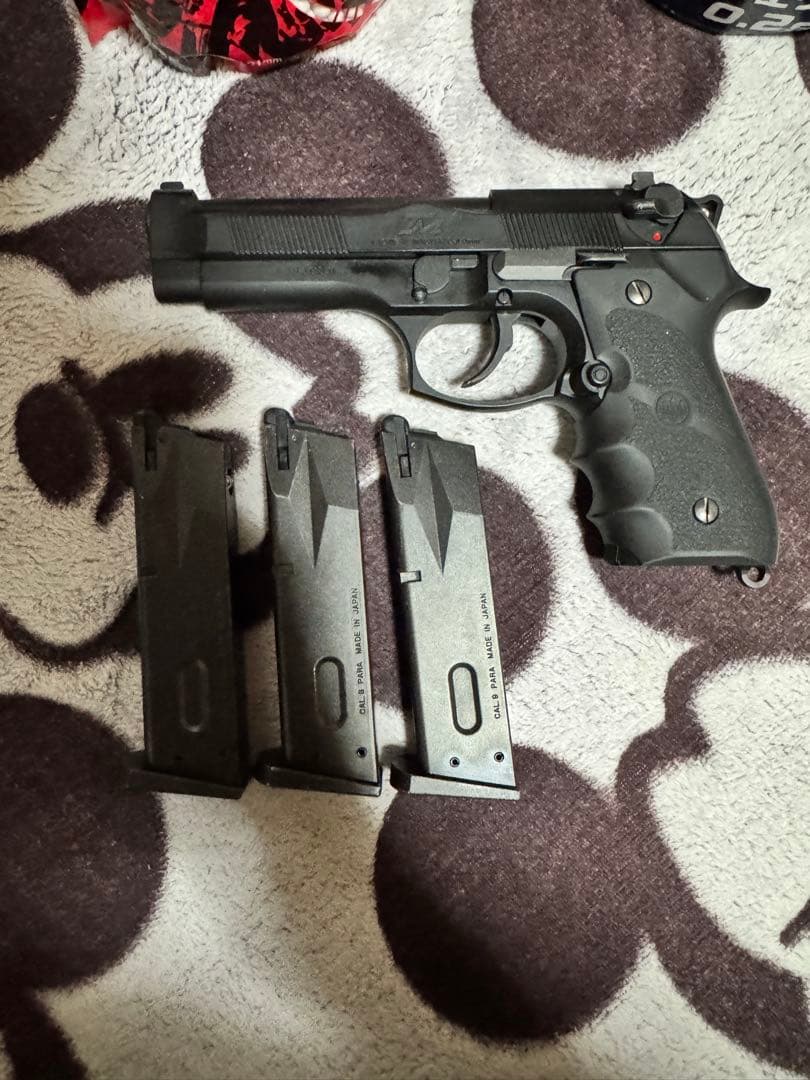 し*う様 タクティカルマスター ガスガン 3マガジン付き BB弾、ガス、混み最終