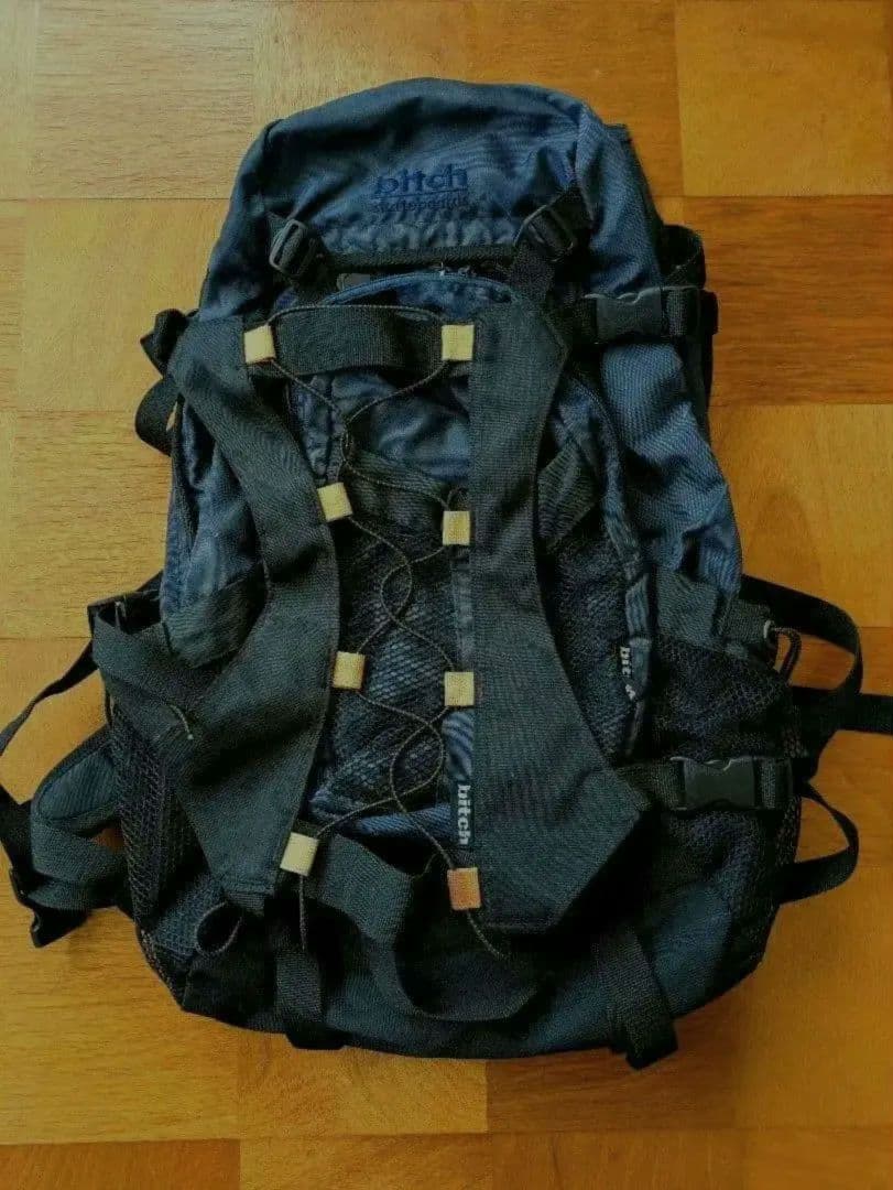 bitch skateboards バックパック