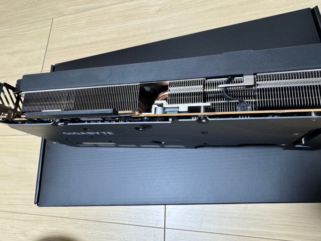 【超美品】Gigabyte Radeon RX7800XT GAMING OC