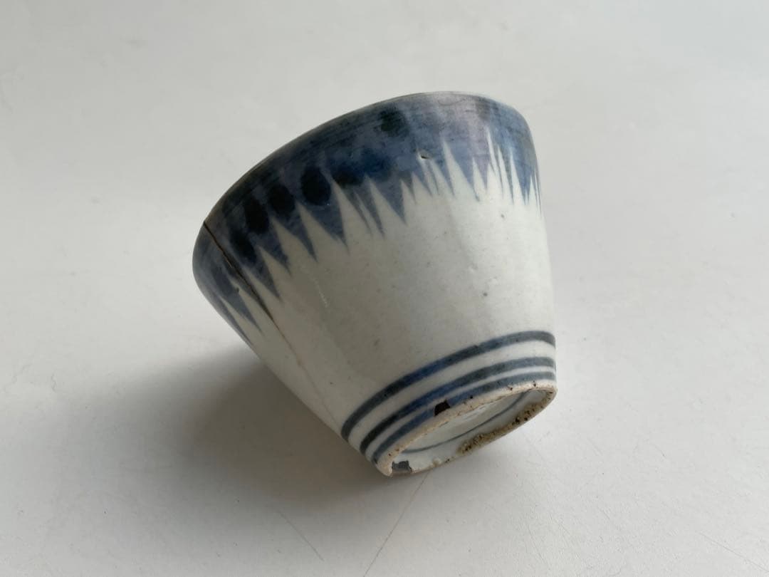 骨董　アンティーク　古伊万里　染付　雨降文様　蕎麦猪口　フリーカップ　酒器