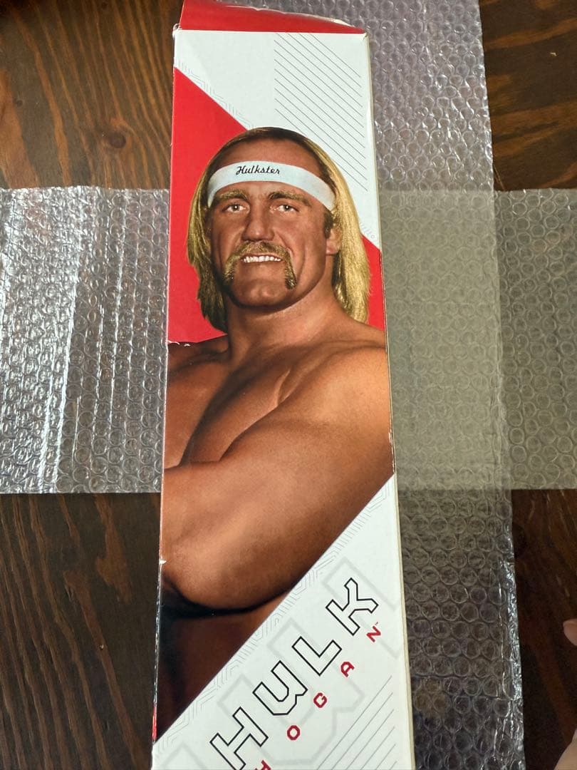 WWE Hulk Hogan フィギュア
