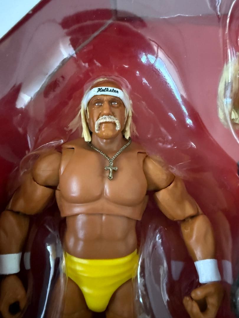 WWE Hulk Hogan フィギュア