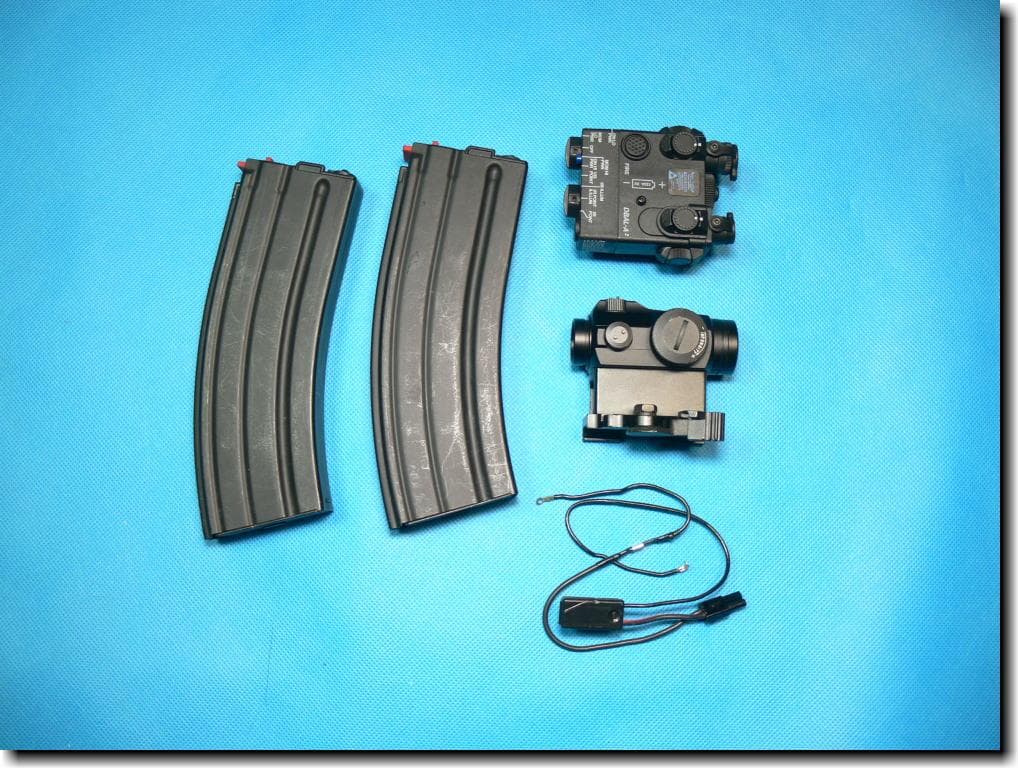 時間セール◆東京マルイ　次世代電動ガン　M4A1カスタム品　HK416Cより短い