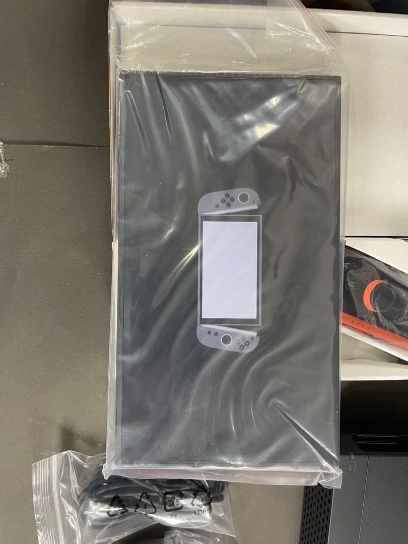 Nintendo Switch D2 日本語専用 新品未使用品